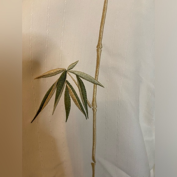 🎋🎍🤍 White “Bamboo Cay” button up Shirt Men’s M (fits large) Vacation Shirt - Picture 4 of 8